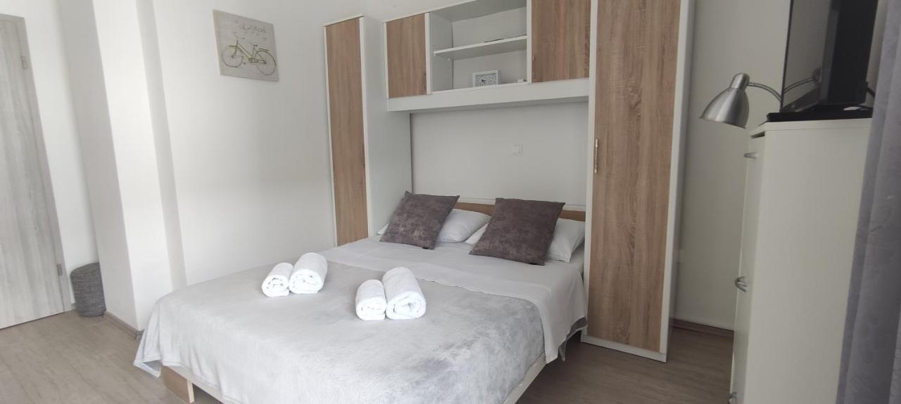 Apartments M&M Baska  Luaran gambar